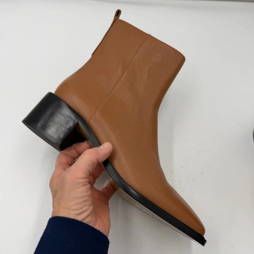 NEW Everlane Desert Tan Leather The‎ City Boot in Size 9
